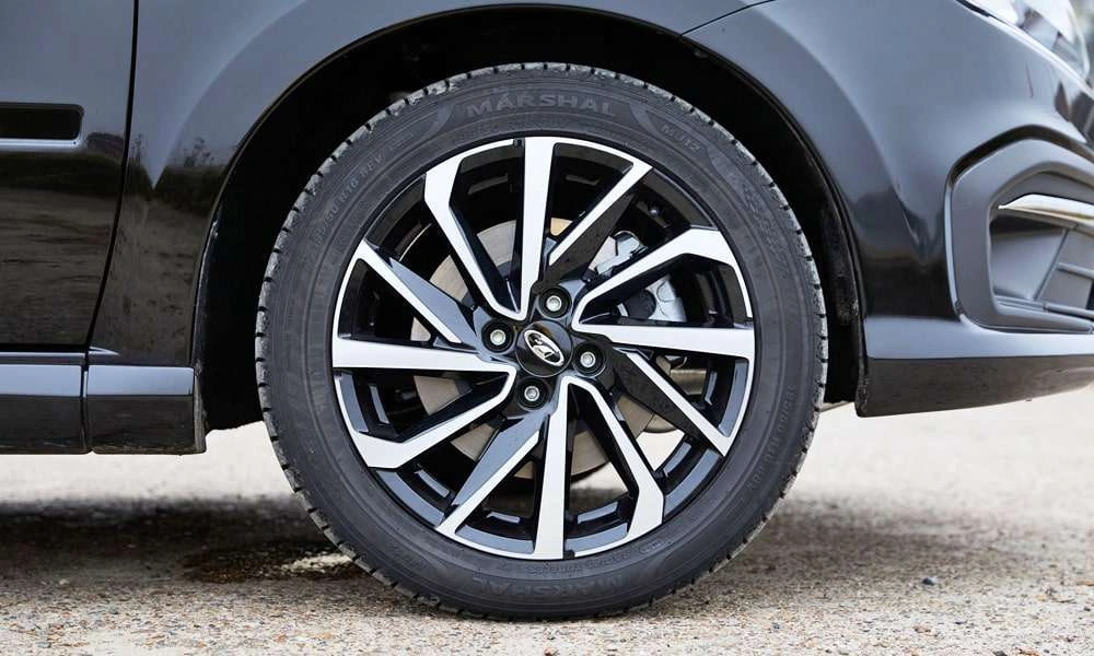 Lada Granta Sport Лифтбек - фото №17